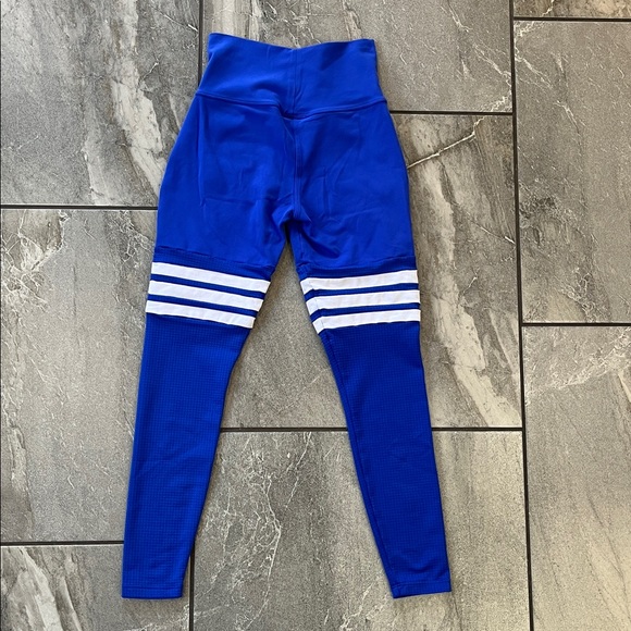 💙Bombshell Sportswear Perform Thigh High Legging size small retro blue - Picture 3 of 7
